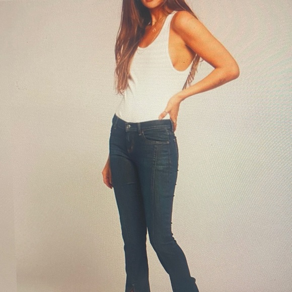 NWT CURRENT/ELLIOTT THE
STOWAWAY FLARE JEAN 128 - Picture 1 of 1